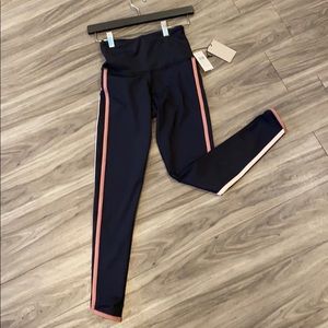 Brand new STRUT this legging!